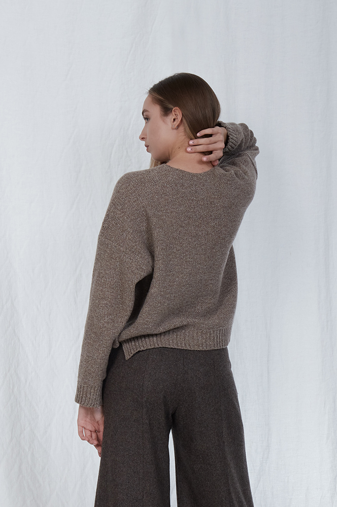 Пуловер асиметричний беж бурбон (СВ 30)